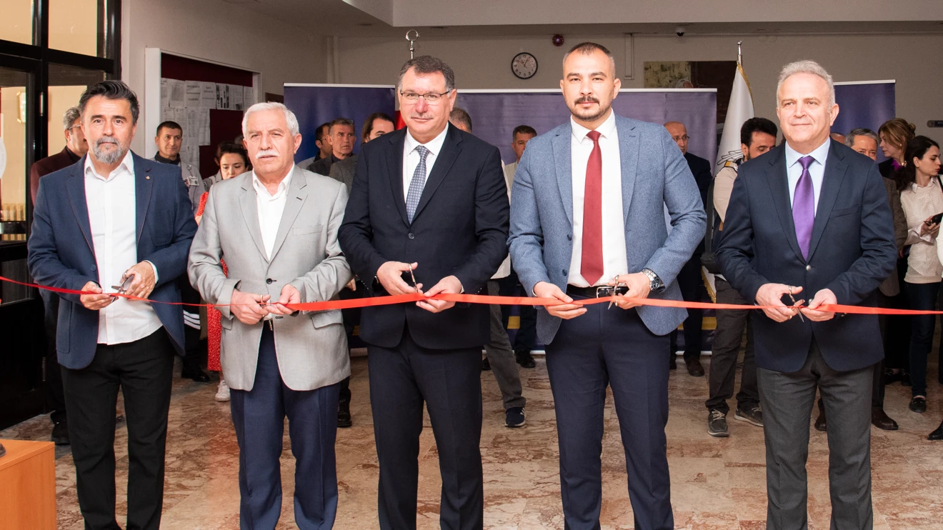 Türk Yıldızları Sergisi fotoğrafseverlerin beğenisine sunuldu